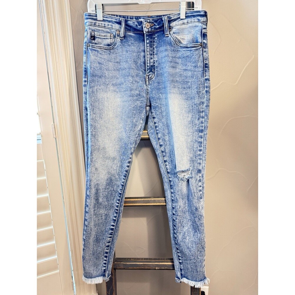 KanCan Women’s Distressed Skinny Jeans Blue Light Wash Raw Hem Size 11/29